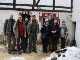 Návštěva německých přátel a rodačky paní Klein (druhá zprava) na Opárenském mlýně (Asociace TOM) 